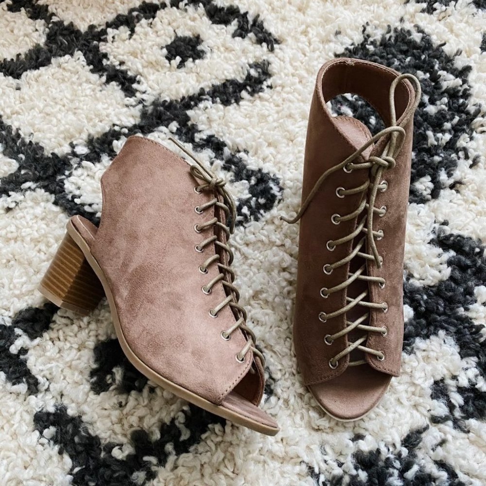 Christina Lace Up Heel - brand new unworn